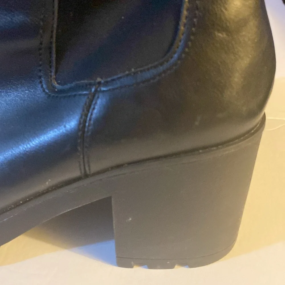 ALDO Chelsea Boots, Ankle Booties, Leather, Platform, Sz 9, chunky, matrix
